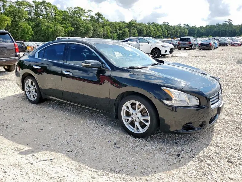 2012 NISSAN MAXIMA S  
