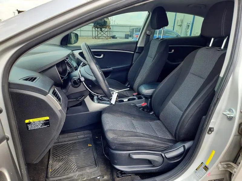 2017 HYUNDAI ELANTRA GT BASE  