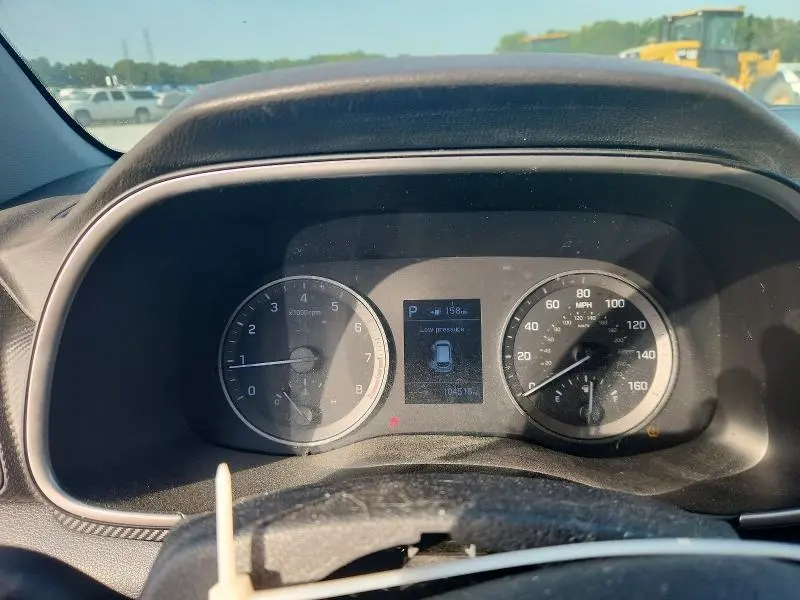 2019 HYUNDAI TUCSON SE  