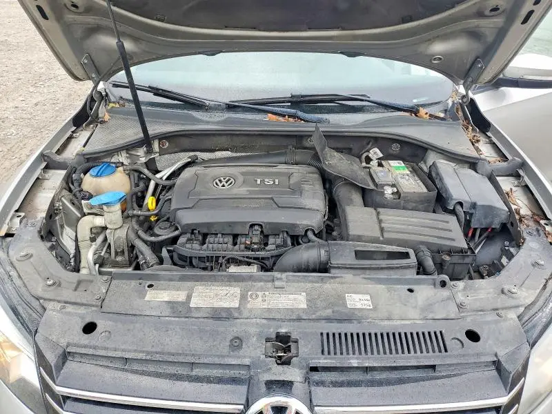 2014 VOLKSWAGEN PASSAT S  