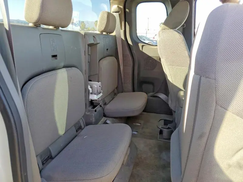 2018 NISSAN FRONTIER S  