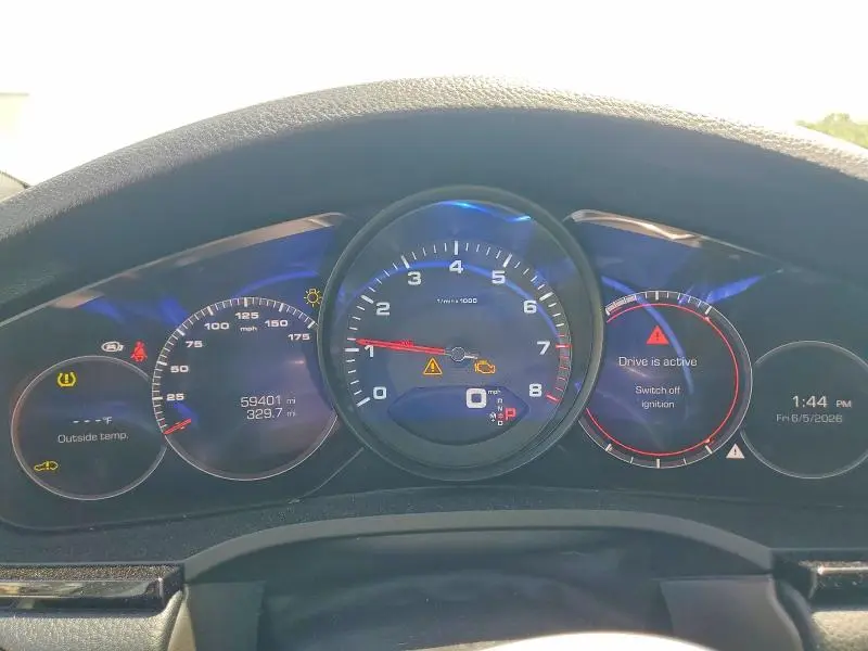 2019 PORSCHE CAYENNE   