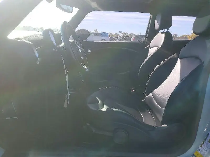 2012 MINI COOPER S  