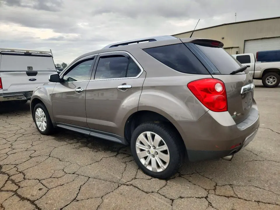 2011 CHEVROLET EQUINOX LT  