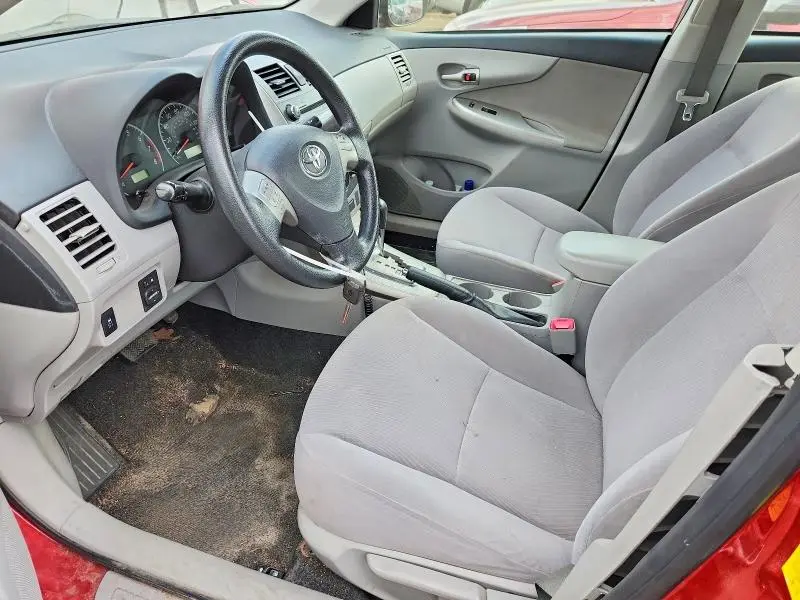 2011 TOYOTA COROLLA LE  