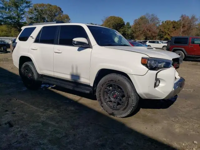 2017 TOYOTA 4RUNNER SR5/SR5 PREMIUM  