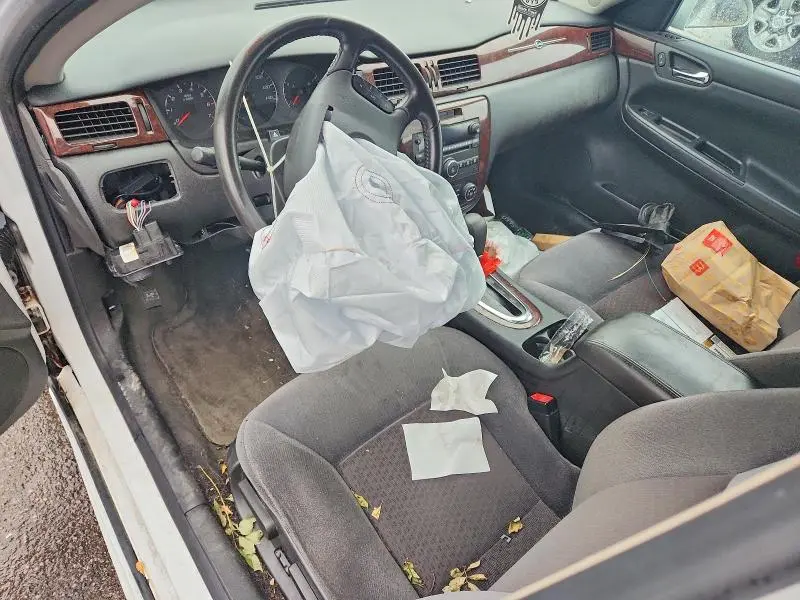 2011 CHEVROLET IMPALA LT  