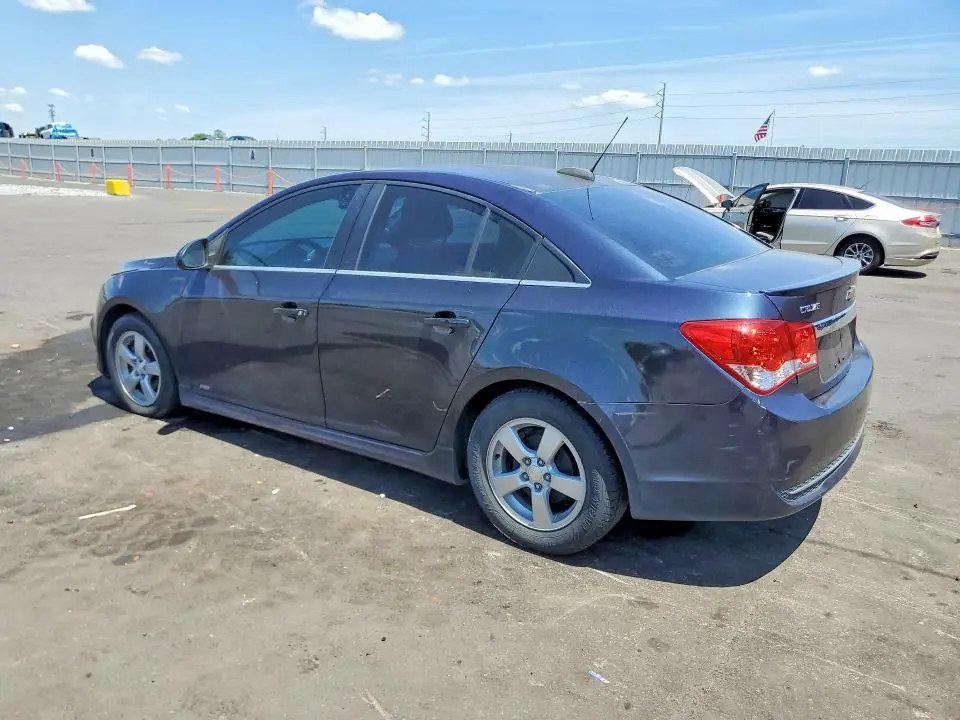 2015 CHEVROLET CRUZE LT  