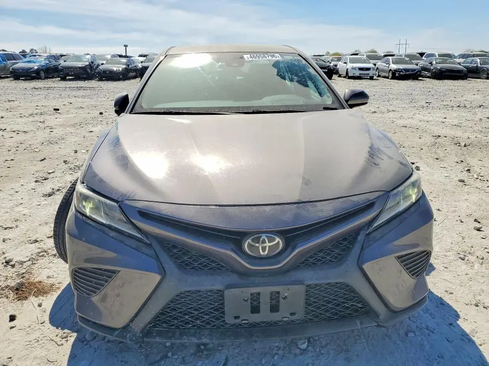 2019 TOYOTA CAMRY SE  