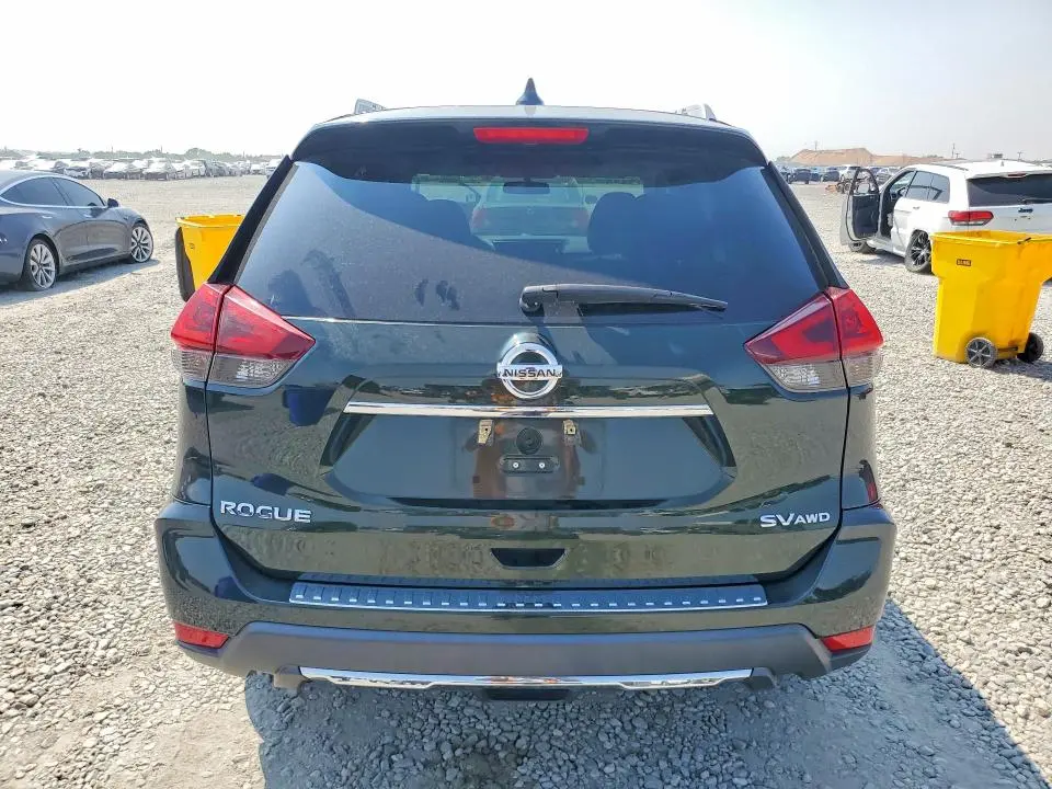 2018 NISSAN ROGUE SV  