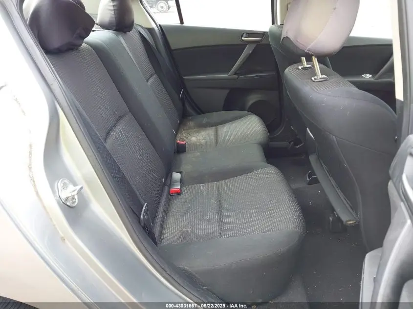 2013 MAZDA MAZDA3 I SPORT