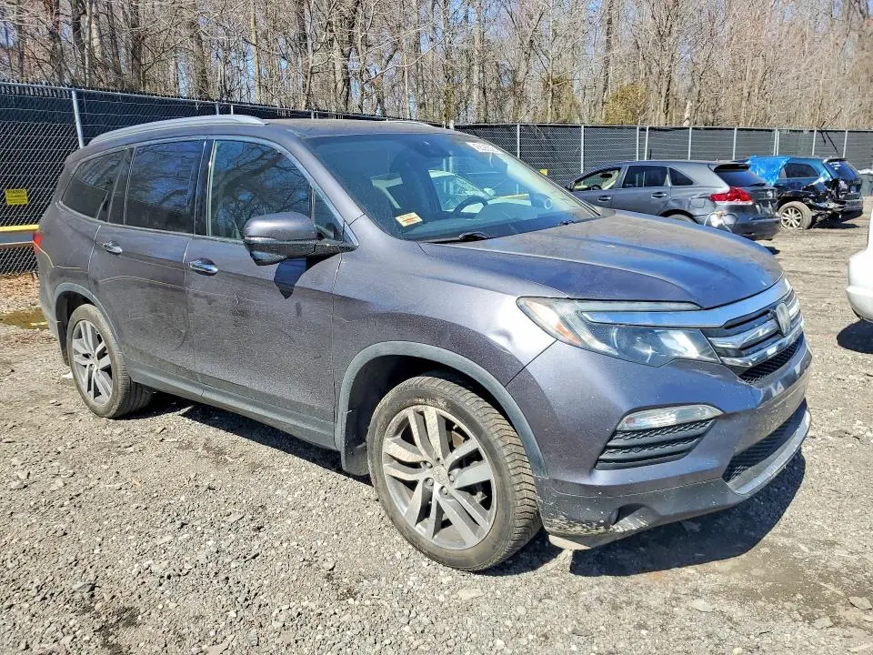 2017 HONDA PILOT TOURING  