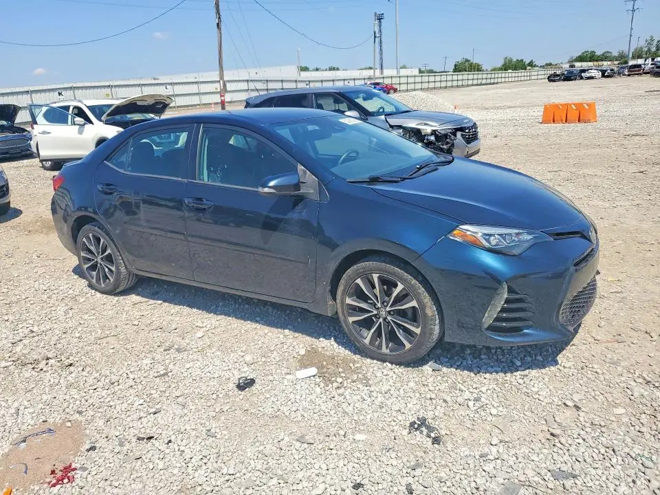 2018 TOYOTA COROLLA SE  
