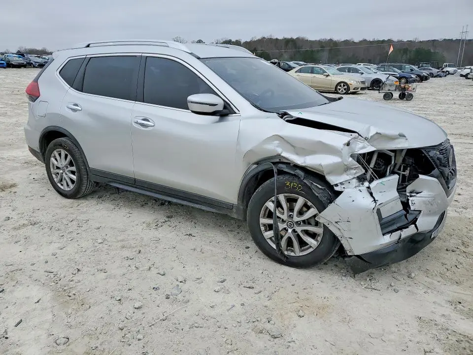 2020 NISSAN ROGUE SV  
