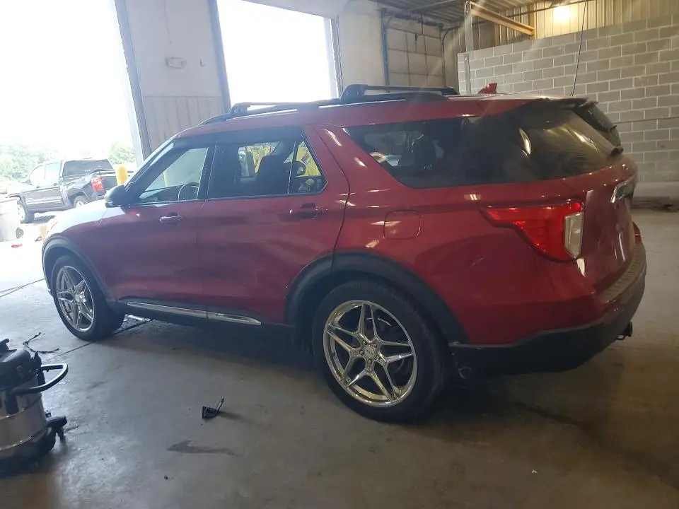 2020 FORD EXPLORER XLT  