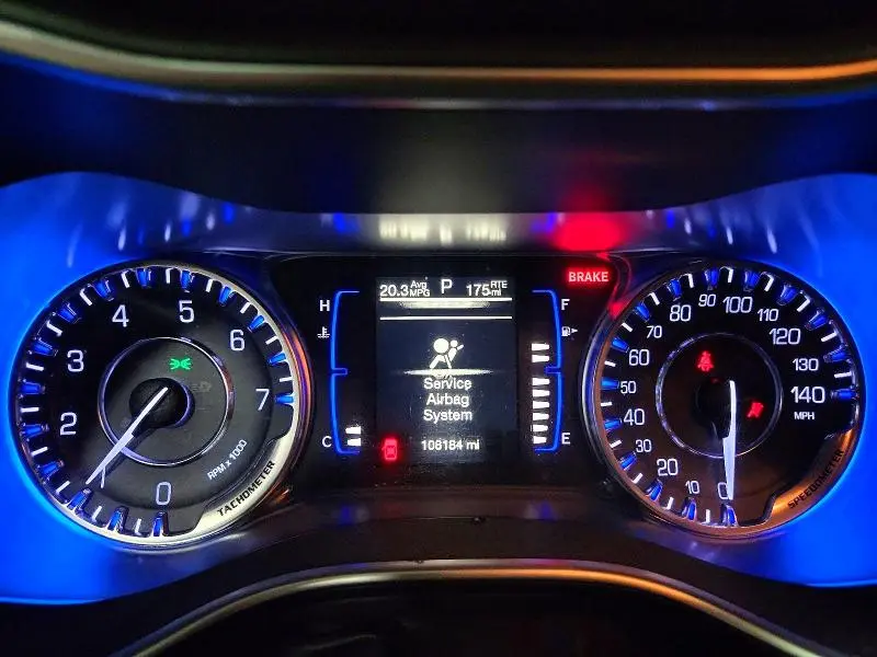 2016 CHRYSLER 200 LIMITED  