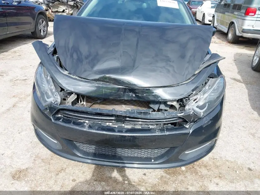 2015 DODGE DART SE