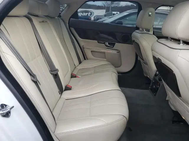 2011 JAGUAR XJL
