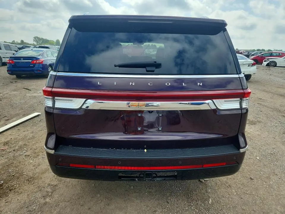 2023 LINCOLN NAVIGATOR L RESERVE  