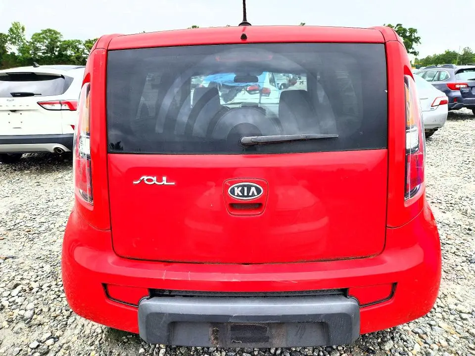 2010 KIA SOUL +  