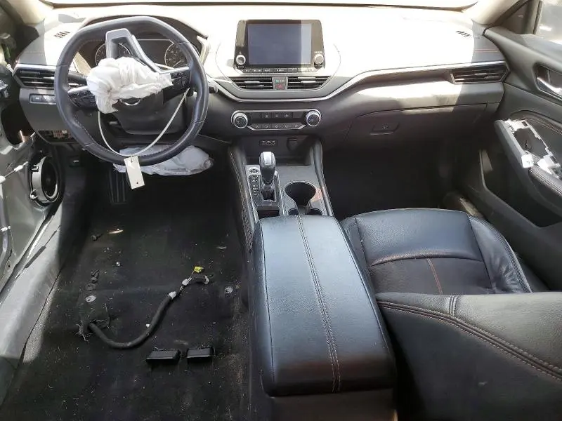 2021 NISSAN ALTIMA SR  