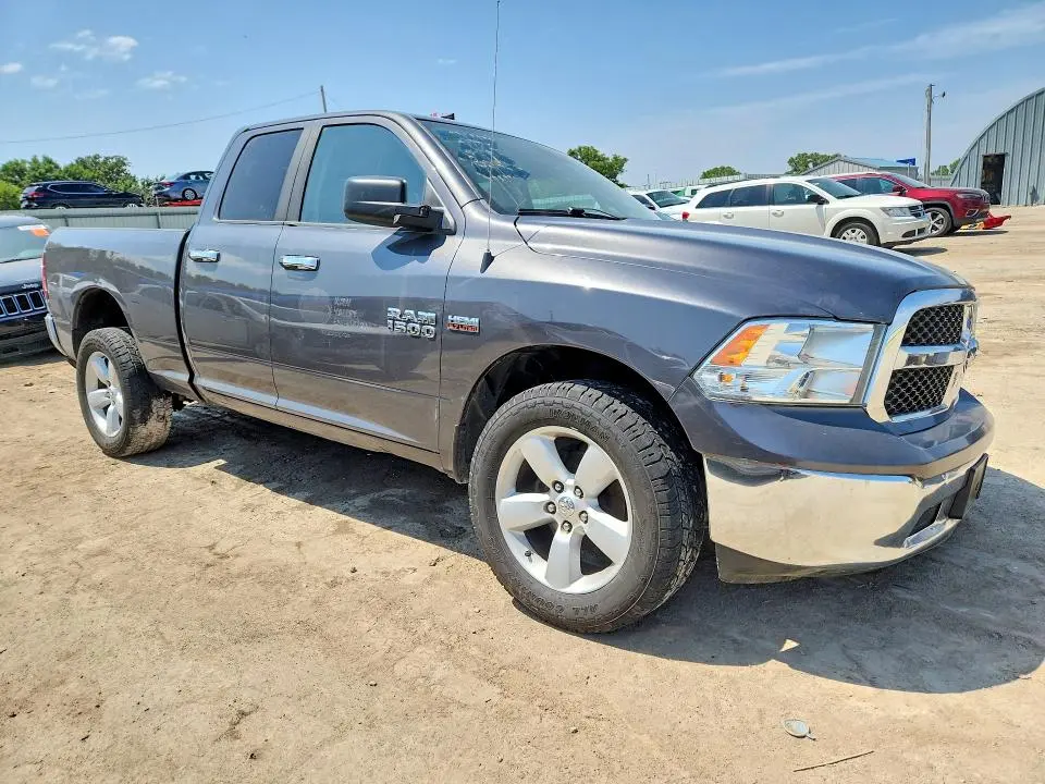 2017 RAM 1500 SLT  