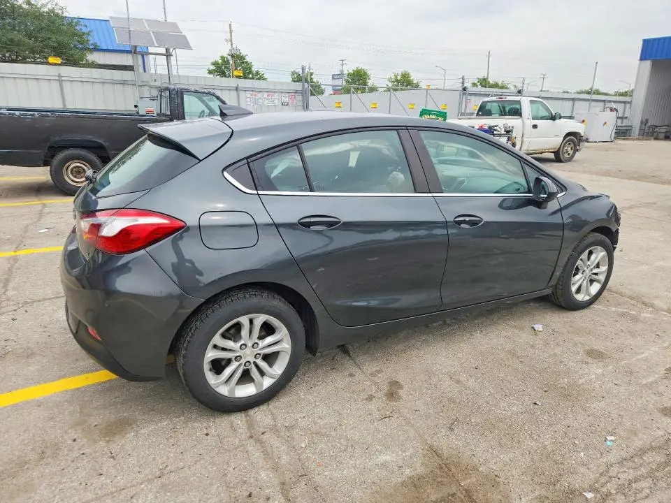 2019 CHEVROLET CRUZE LT  
