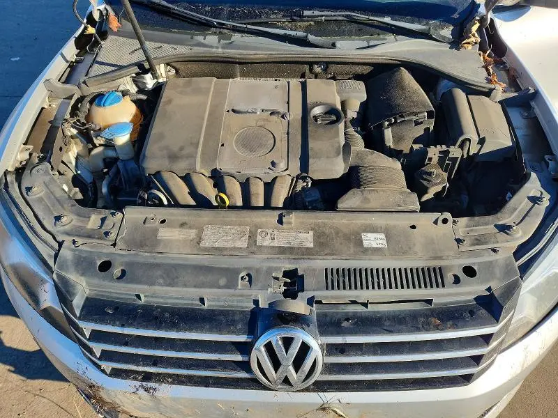 2014 VOLKSWAGEN PASSAT S  