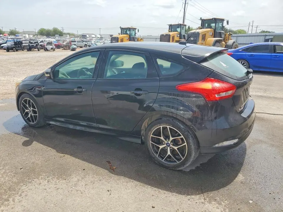 2015 FORD FOCUS SE  
