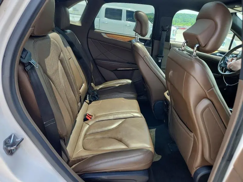 2015 LINCOLN MKC   