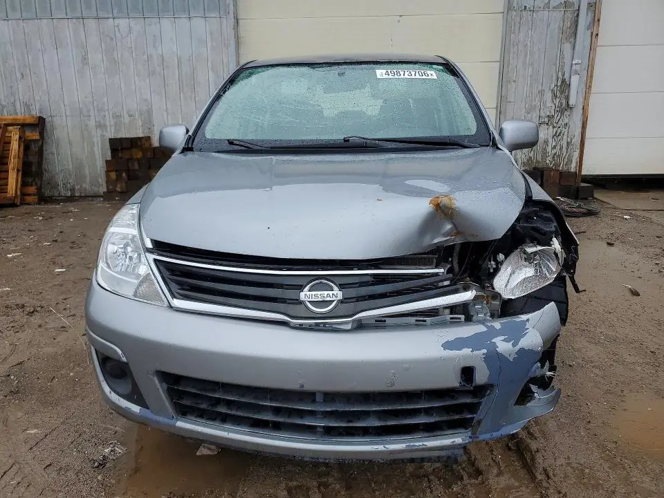 2010 NISSAN VERSA   
