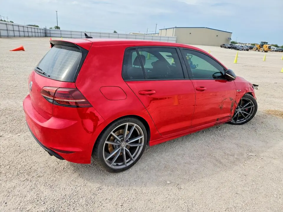 2017 VOLKSWAGEN GOLF R   