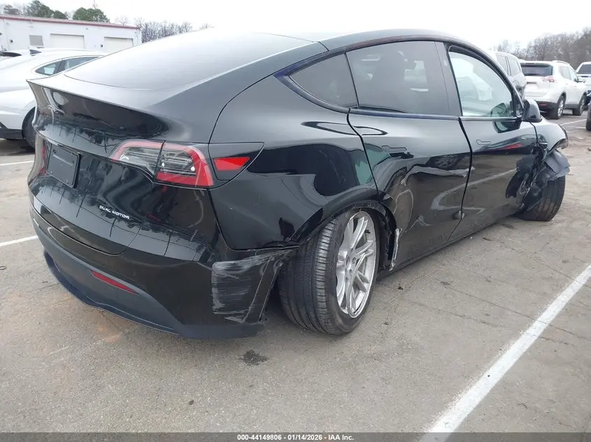 2024 TESLA MODEL Y LONG RANGE DUAL MOTOR ALL-WHEEL DRIVE
