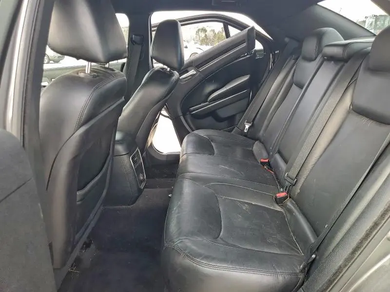 2011 CHRYSLER 300 LIMITED  