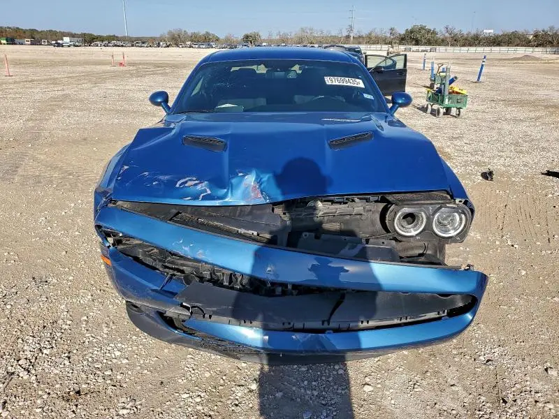 2021 DODGE CHALLENGER SXT  