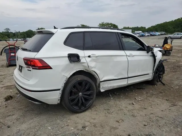 2021 VOLKSWAGEN TIGUAN SE  