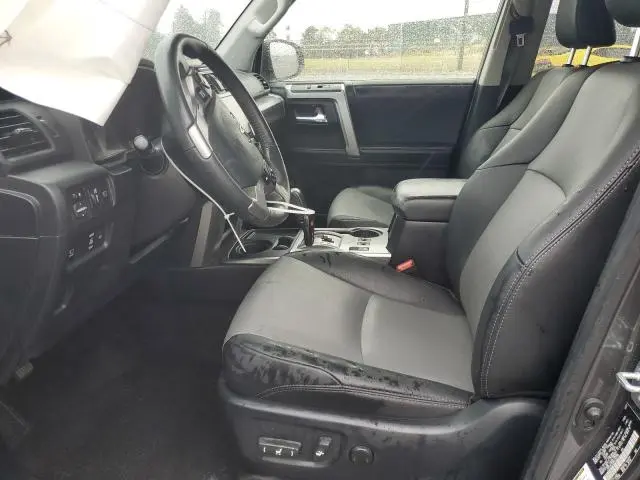 2022 TOYOTA 4RUNNER SR5  