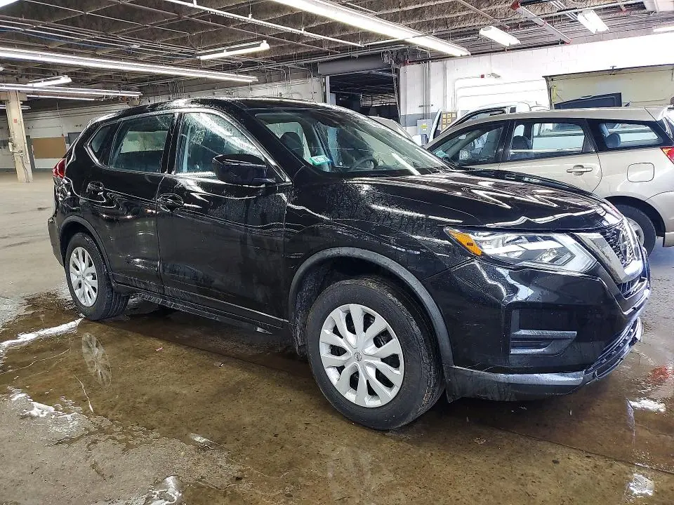 2019 NISSAN ROGUE S  