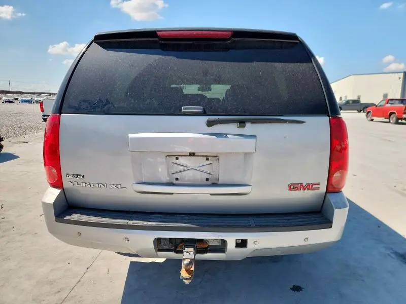 2010 GMC YUKON XL C1500 SLT  
