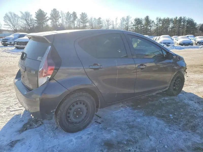 2015 TOYOTA PRIUS C   