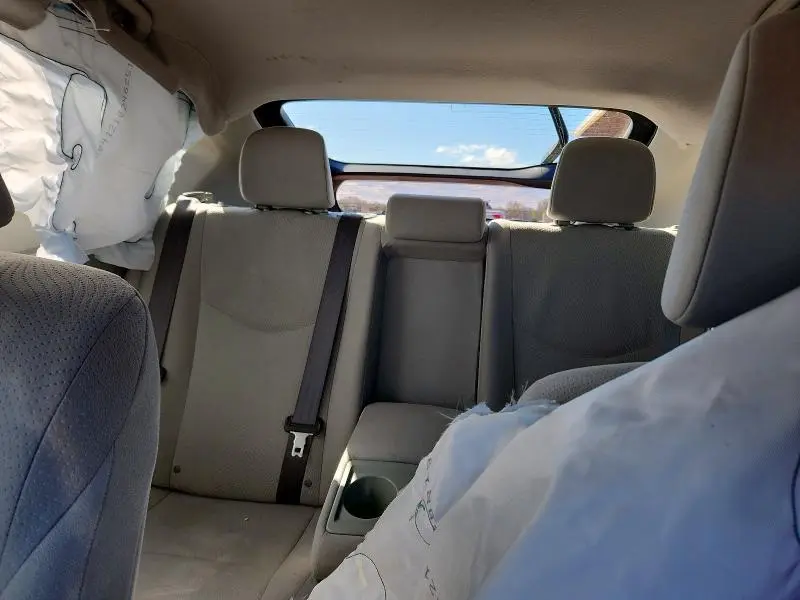 2014 TOYOTA PRIUS THREE  