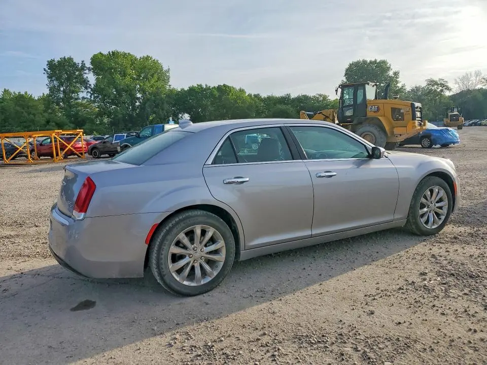2017 CHRYSLER 300C   