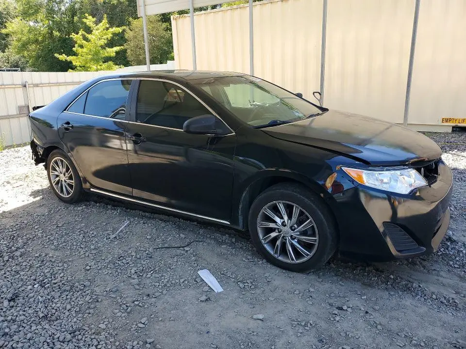 2012 TOYOTA CAMRY LE  