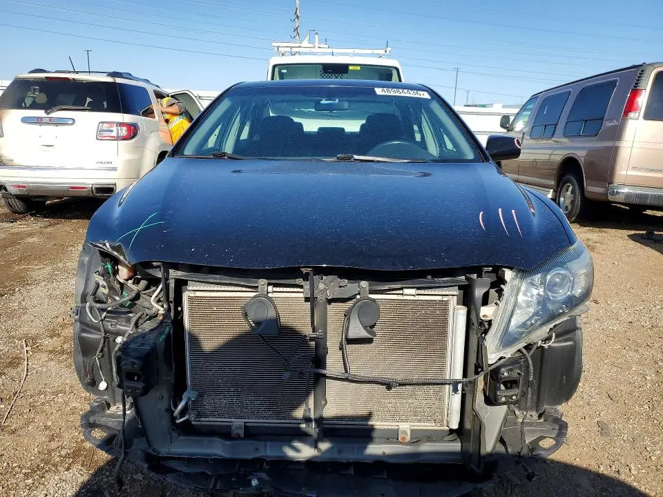 2011 TOYOTA CAMRY SE  