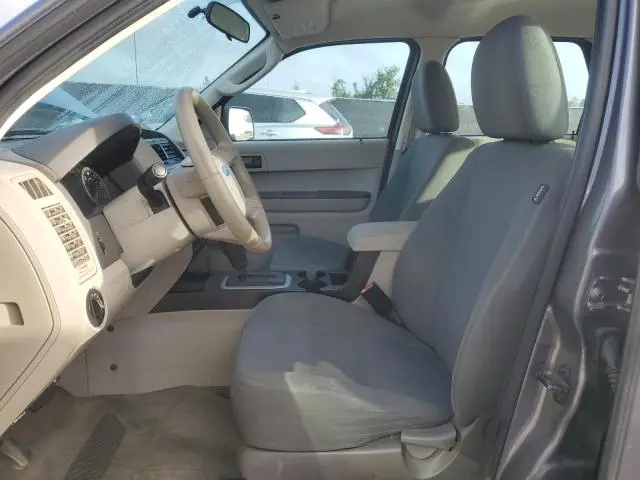 2010 FORD ESCAPE XLS  