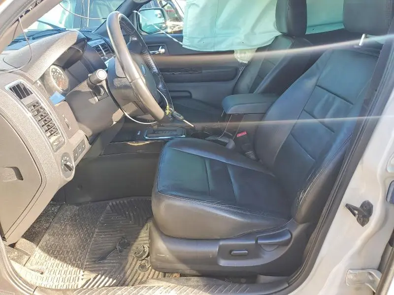 2011 FORD ESCAPE LIMITED  