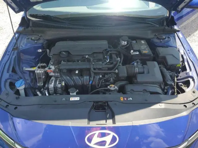 2024 HYUNDAI ELANTRA SEL  