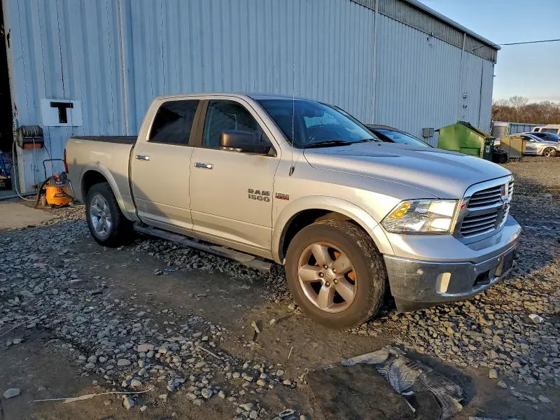 2014 RAM 1500 SLT  
