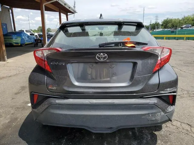 2020 TOYOTA C-HR XLE  