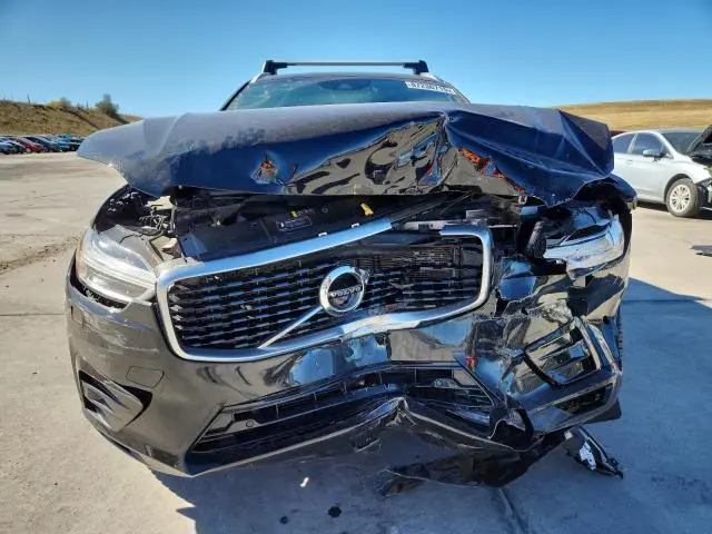 2019 VOLVO XC60 T5 R-DESIGN  